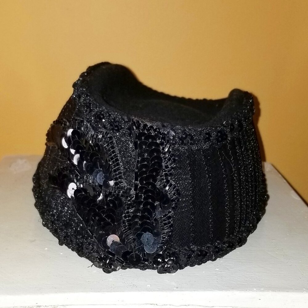 VINTAGE STYLED PILLBOX HAT